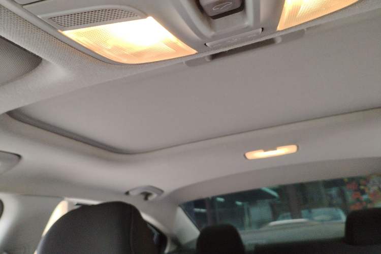 Used Hyundai Elantra (6th Generation / Lingdong) 2016 1.4T Dual-Clutch Xuan Dong · Dynamic Version Headliner