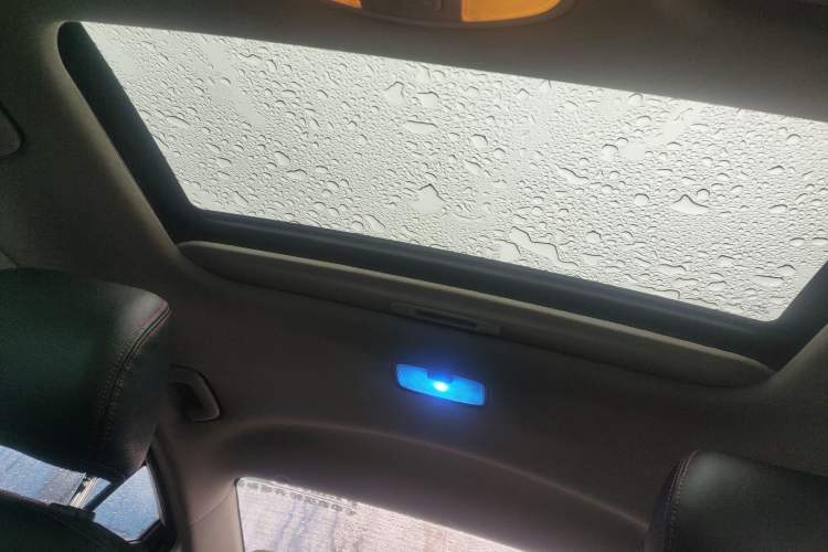 Used Hyundai Elantra (6th Generation / Lingdong) 2016 1.6L Automatic ZhiXuan – Elite Version Headliner