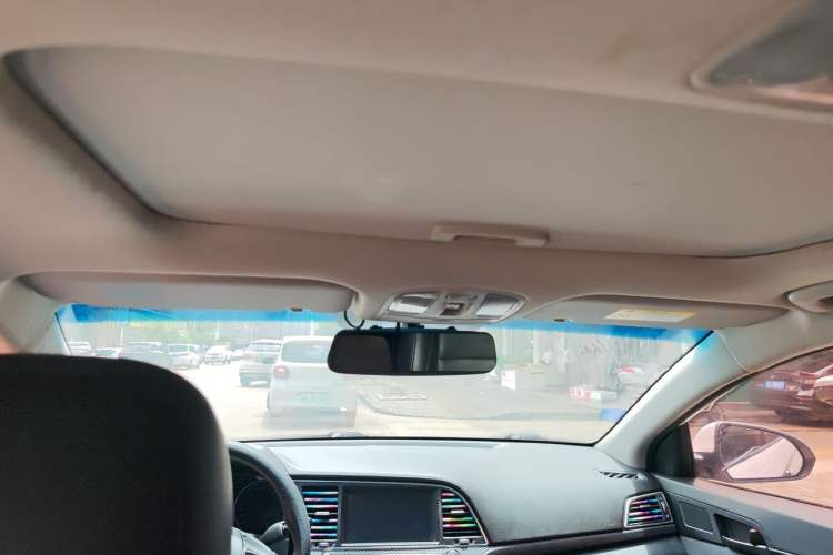 Used Hyundai Elantra (6th Generation / Lingdong) 2016 1.4T Dual-Clutch Xuan Dong · Dynamic Version Headliner