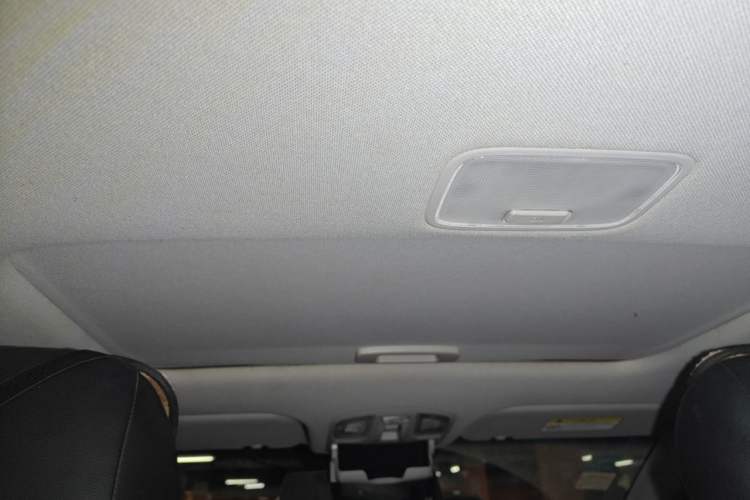 Used Hyundai Elantra (6th Generation / Lingdong) 2016 1.6L Automatic ZhiXuan – Elite Version Headliner