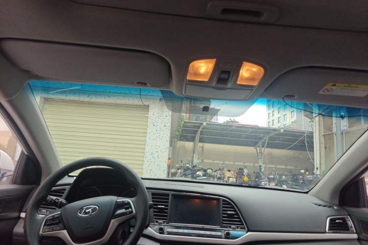 Used Hyundai Elantra (6th Generation / Lingdong) 2016 1.6L Automatic ZhiXuan – Elite Version Headliner