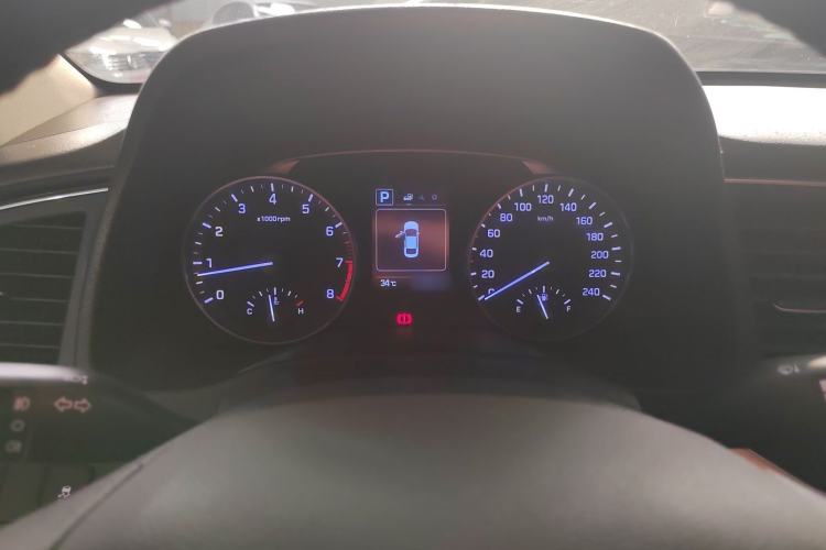 Used Hyundai Elantra (6th Generation / Lingdong) 2016 1.6L Automatic ZhiXuan – Elite Version Instrument Cluster