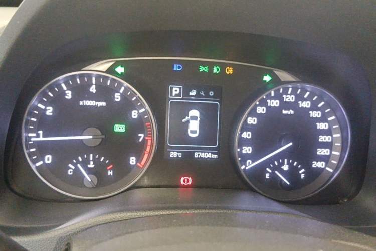 Used Hyundai Elantra (6th Generation / Lingdong) 2016 1.6L Automatic ZhiXuan – Elite Version Instrument Cluster