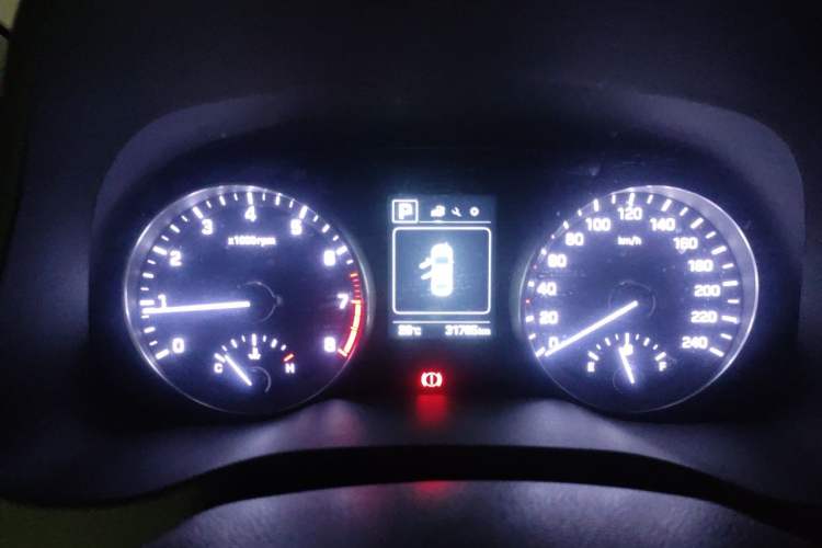 Used Hyundai Elantra (6th Generation / Lingdong) 2016 1.6L Automatic ZhiXuan – Elite Version Instrument Cluster