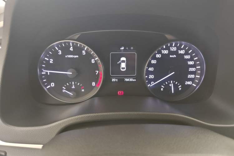 Used Hyundai Elantra (6th Generation / Lingdong) 2016 1.6L Manual ZhiXuan·Youth Edition Instrument Cluster