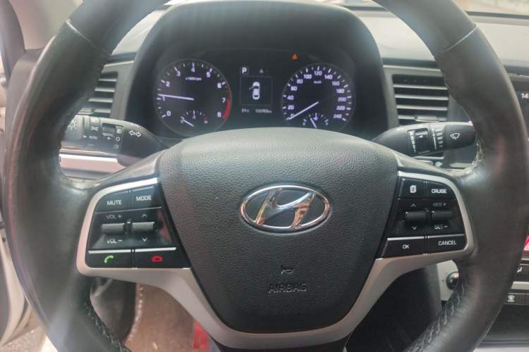 Used Hyundai Elantra (6th Generation / Lingdong) 2016 1.6L Automatic ZhiXuan · Luxury Version Instrument Cluster