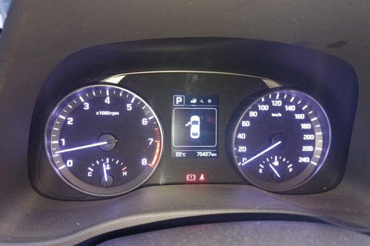Used Hyundai Elantra (6th Generation / Lingdong) 2016 1.6L Automatic ZhiXuan – Elite Version Instrument Cluster