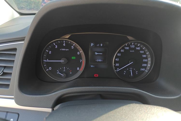 Used Hyundai Elantra (6th Generation / Lingdong) 2016 1.6L Automatic ZhiXuan – Elite Version Instrument Cluster