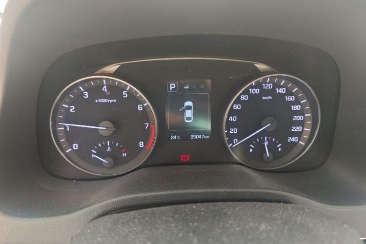 Used Hyundai Elantra (6th Generation / Lingdong) 2016 1.6L Automatic ZhiXuan · Luxury Version Instrument Cluster