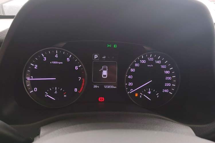 Used Hyundai Elantra (6th Generation / Lingdong) 2016 1.6L Automatic ZhiXuan – Elite Version Instrument Cluster