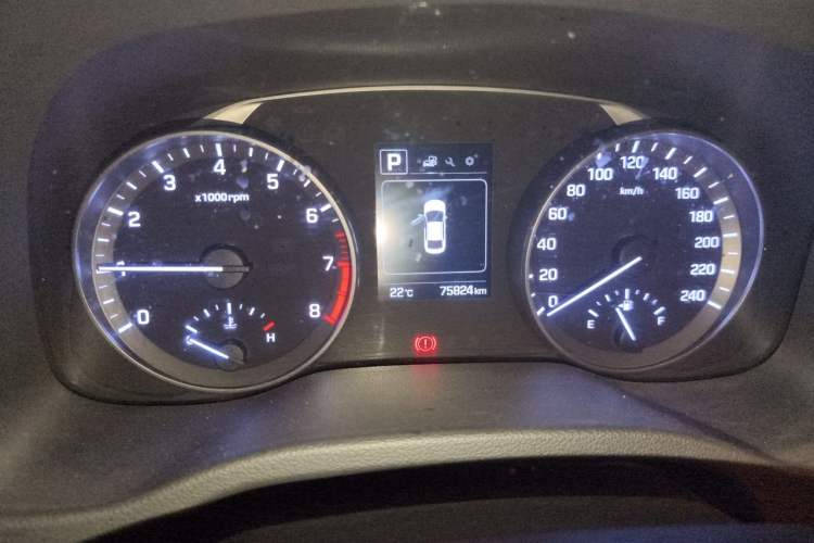 Used Hyundai Elantra (6th Generation / Lingdong) 2016 1.6L Automatic ZhiXuan – Elite Version Instrument Cluster