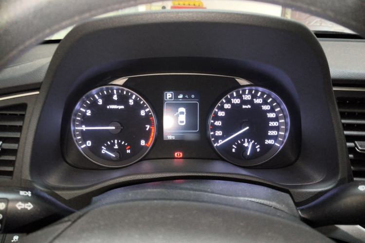Used Hyundai Elantra (6th Generation / Lingdong) 2016 1.6L Automatic ZhiXuan – Elite Version Instrument Cluster