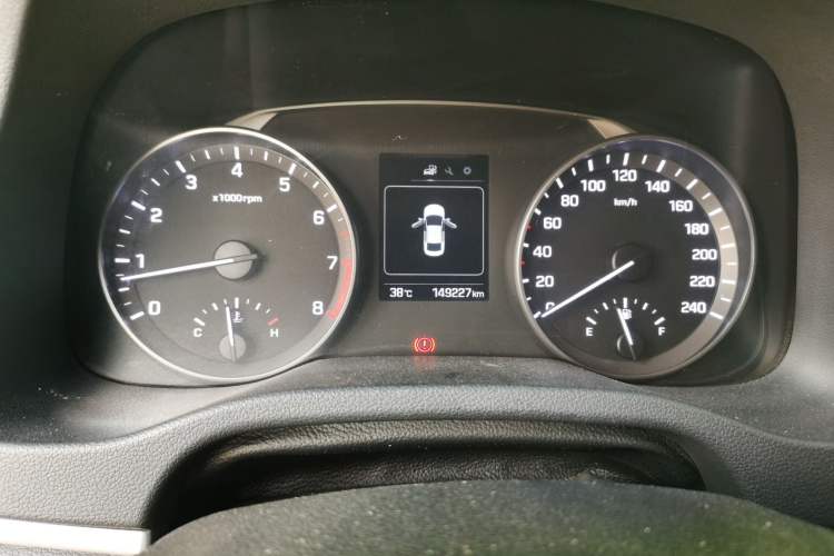 Used Hyundai Elantra (6th Generation / Lingdong) 2016 1.6L Manual ZhiXuan · Dynamic Model Instrument Cluster