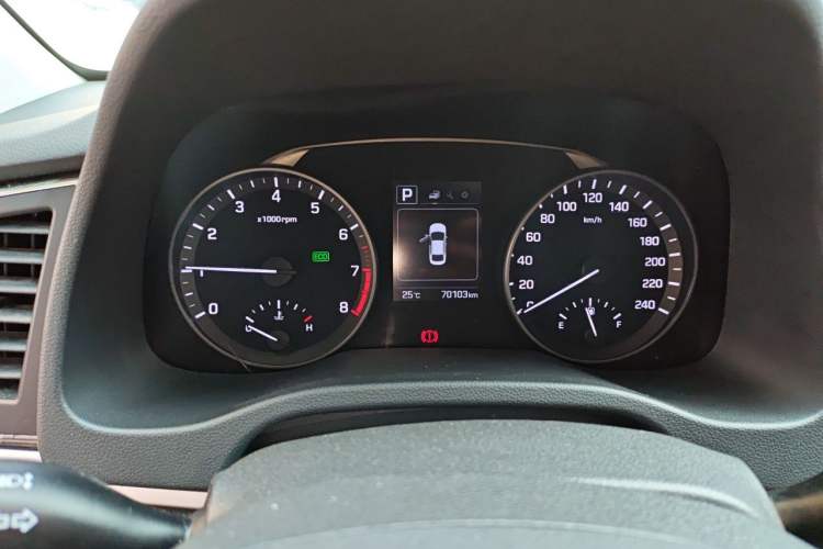 Used Hyundai Elantra (6th Generation / Lingdong) 2016 1.6L Automatic ZhiXuan – Elite Version Instrument Cluster