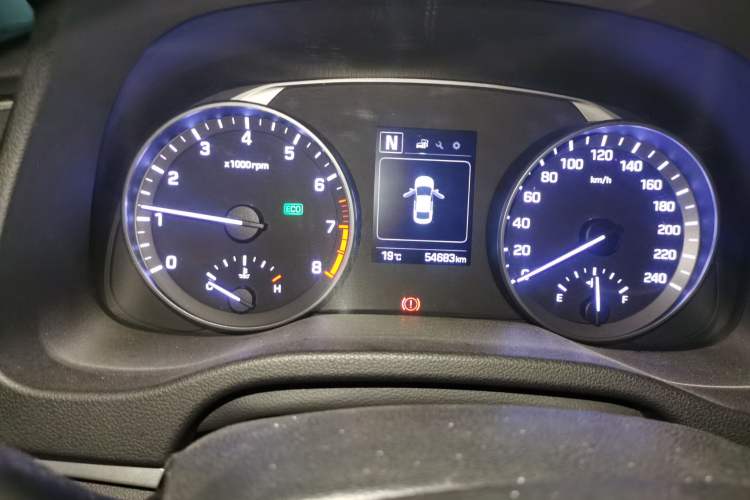 Used Hyundai Elantra (6th Generation / Lingdong) 2016 1.6L Automatic ZhiXuan – Elite Version Instrument Cluster