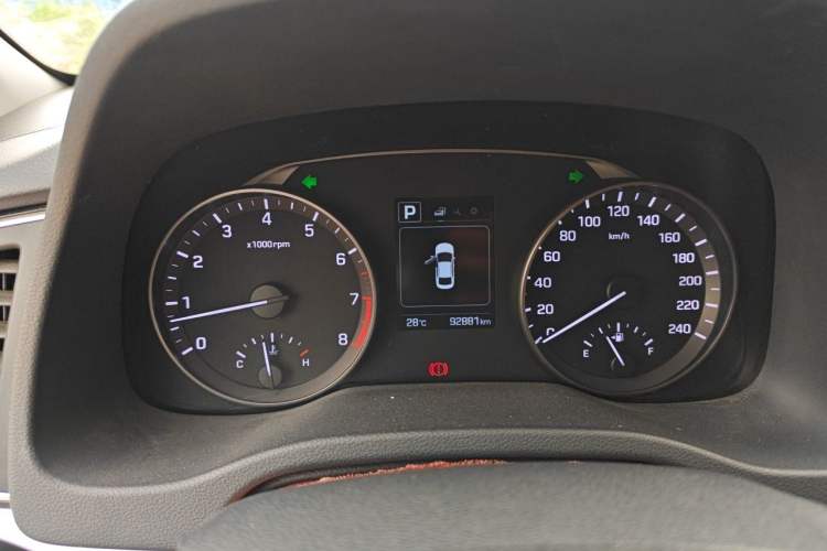 Used Hyundai Elantra (6th Generation / Lingdong) 2016 1.6L Automatic ZhiXuan – Elite Version Instrument Cluster