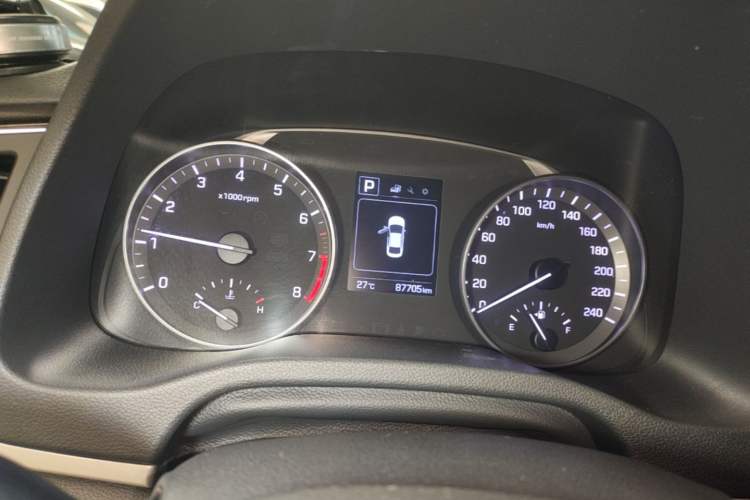 Used Hyundai Elantra (6th Generation / Lingdong) 2016 1.6L Automatic ZhiXuan – Elite Version Instrument Cluster