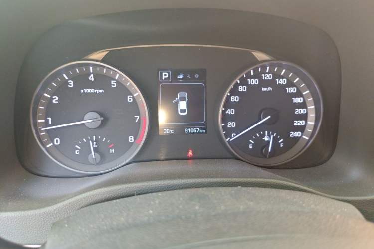 Used Hyundai Elantra (6th Generation / Lingdong) 2016 1.6L Automatic ZhiXuan – Elite Version Instrument Cluster