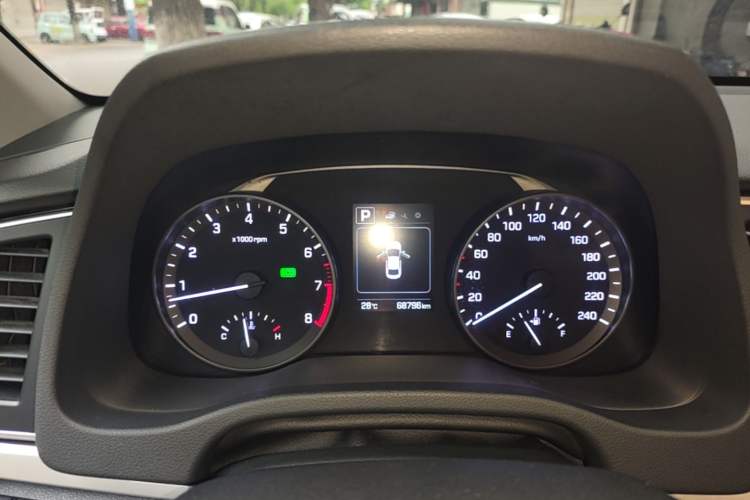 Used Hyundai Elantra (6th Generation / Lingdong) 2016 1.6L Automatic ZhiXuan – Elite Version Instrument Cluster