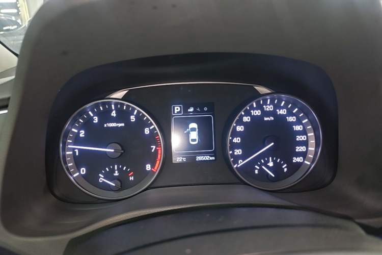 Used Hyundai Elantra (6th Generation / Lingdong) 2016 1.6L Automatic ZhiXuan – Elite Version Instrument Cluster