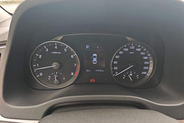 Used Hyundai Elantra (6th Generation / Lingdong) 2016 1.6L Automatic ZhiXuan · Luxury Version Instrument Cluster