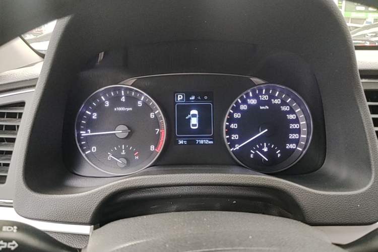 Used Hyundai Elantra (6th Generation / Lingdong) 2016 1.6L Automatic ZhiXuan – Elite Version Instrument Cluster