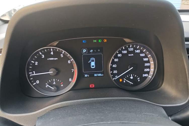 Used Hyundai Elantra (6th Generation / Lingdong) 2016 1.6L Automatic ZhiXuan – Elite Version Instrument Cluster
