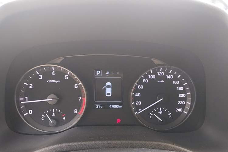 Used Hyundai Elantra (6th Generation / Lingdong) 2016 1.6L Automatic ZhiXuan – Elite Version Instrument Cluster