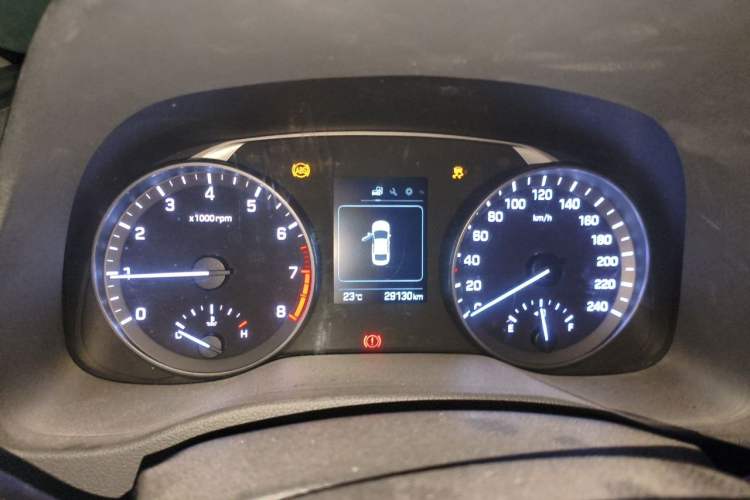 Used Hyundai Elantra (6th Generation / Lingdong) 2016 1.6L Manual ZhiXuan · Dynamic Model Instrument Cluster
