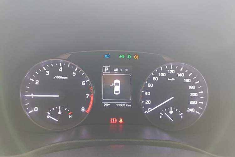 Used Hyundai Elantra (6th Generation / Lingdong) 2016 1.6L Automatic ZhiXuan – Elite Version Instrument Cluster