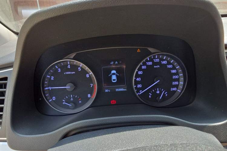 Used Hyundai Elantra (6th Generation / Lingdong) 2016 1.6L Manual ZhiXuan·Youth Edition Instrument Cluster