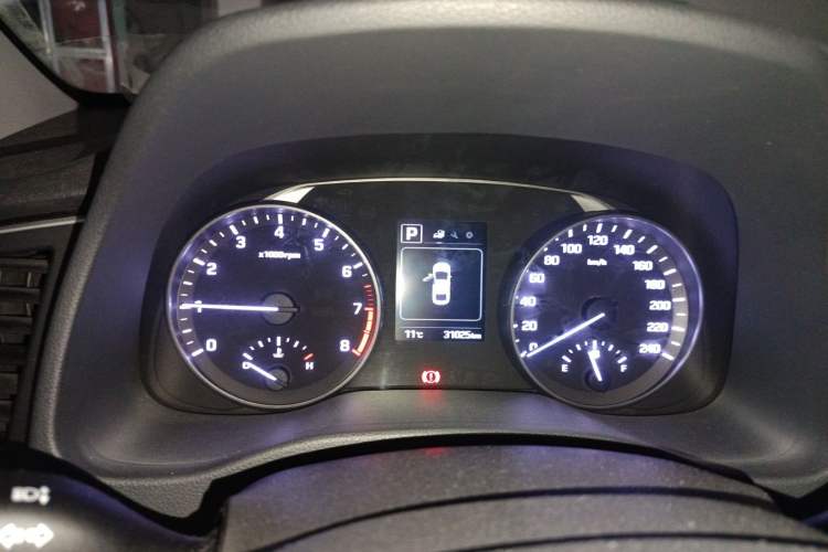 Used Hyundai Elantra (6th Generation / Lingdong) 2016 1.6L Automatic ZhiXuan – Elite Version Instrument Cluster