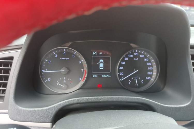 Used Hyundai Elantra (6th Generation / Lingdong) 2016 1.6L Automatic ZhiXuan – Elite Version Instrument Cluster