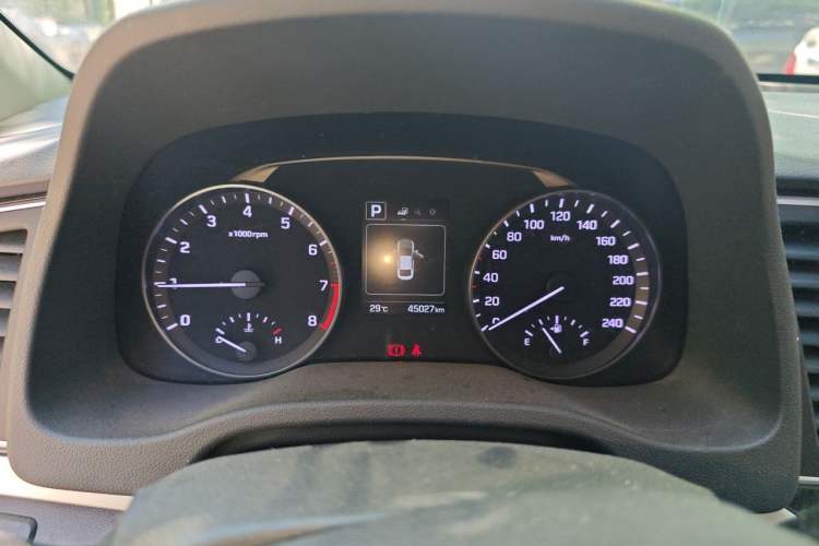 Used Hyundai Elantra (6th Generation / Lingdong) 2016 1.6L Automatic ZhiXuan – Elite Version Instrument Cluster