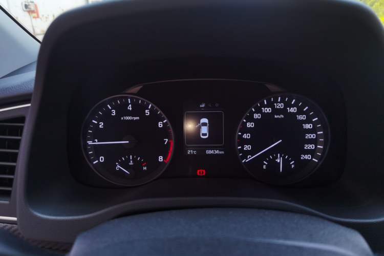 Used Hyundai Elantra (6th Generation / Lingdong) 2016 1.6L Manual ZhiXuan·Youth Edition Instrument Cluster