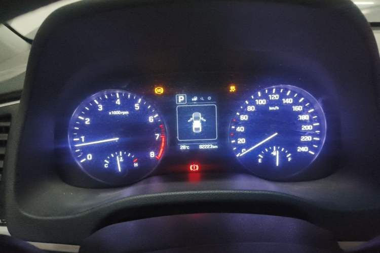 Used Hyundai Elantra (6th Generation / Lingdong) 2016 1.6L Automatic ZhiXuan – Elite Version Instrument Cluster