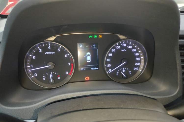 Used Hyundai Elantra (6th Generation / Lingdong) 2016 1.6L Automatic ZhiXuan – Elite Version Instrument Cluster