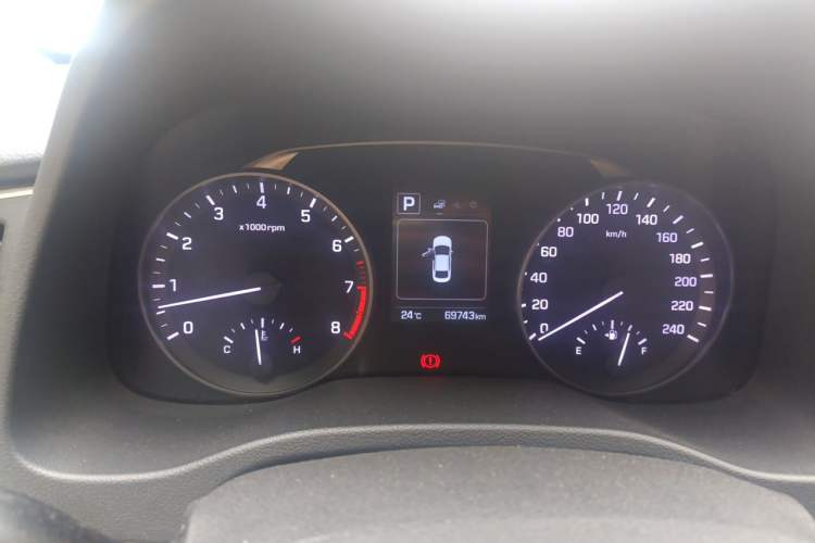 Used Hyundai Elantra (6th Generation / Lingdong) 2016 1.6L Automatic ZhiXuan – Elite Version Instrument Cluster