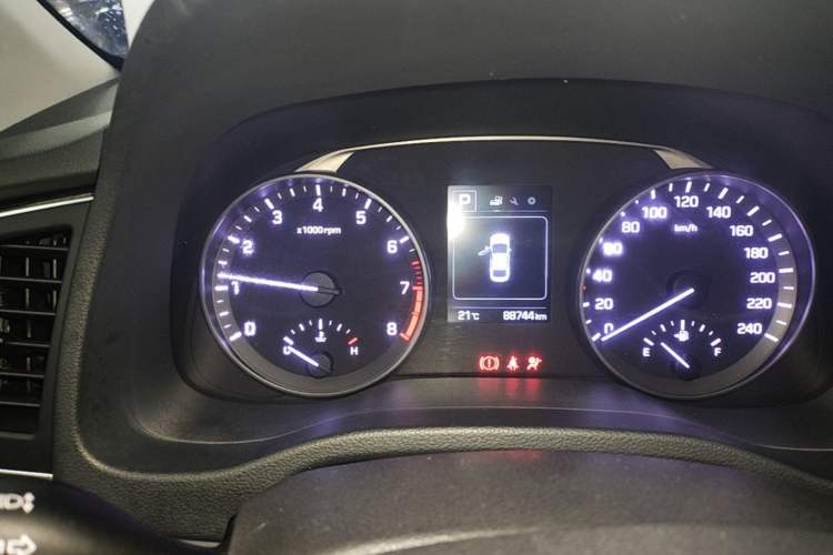 Used Hyundai Elantra (6th Generation / Lingdong) 2016 1.6L Automatic ZhiXuan – Elite Version Instrument Cluster