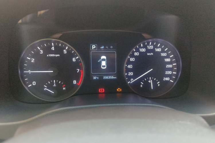 Used Hyundai Elantra (6th Generation / Lingdong) 2016 1.6L Automatic ZhiXuan · Luxury Version Instrument Cluster