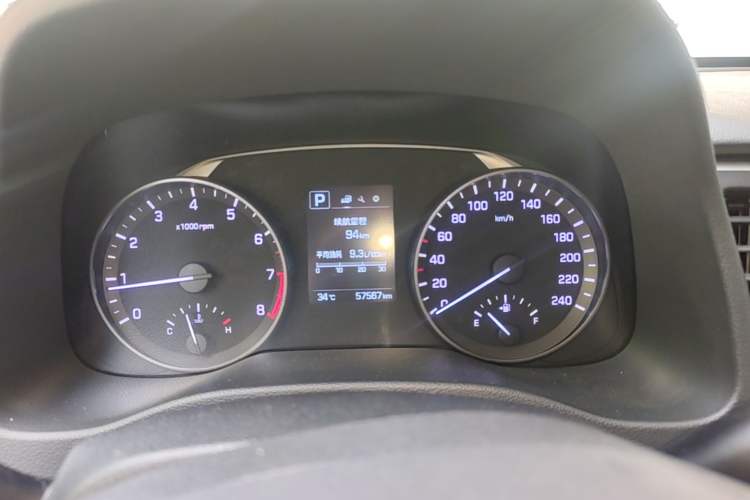 Used Hyundai Elantra (6th Generation / Lingdong) 2016 1.6L Automatic ZhiXuan – Elite Version Instrument Cluster