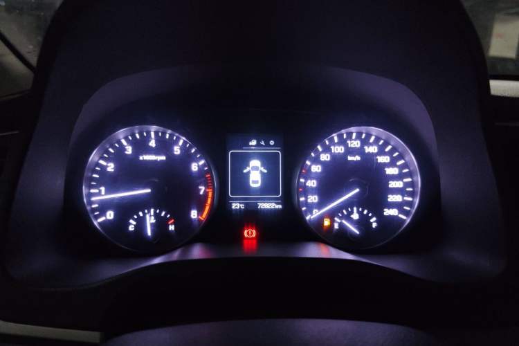 Used Hyundai Elantra (6th Generation / Lingdong) 2016 1.6L Manual ZhiXuan·Youth Edition Instrument Cluster