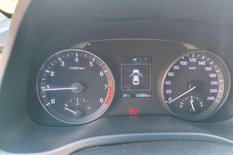 Used Hyundai Elantra (6th Generation / Lingdong) 2016 1.6L Manual ZhiXuan · Dynamic Model Instrument Cluster