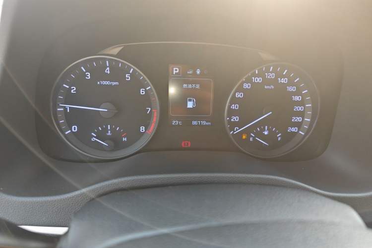 Used Hyundai Elantra (6th Generation / Lingdong) 2016 1.6L Automatic ZhiXuan – Elite Version Instrument Cluster