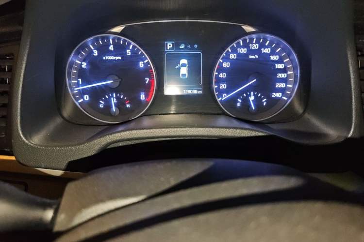 Used Hyundai Elantra (6th Generation / Lingdong) 2016 1.6L Automatic ZhiXuan – Elite Version Instrument Cluster
