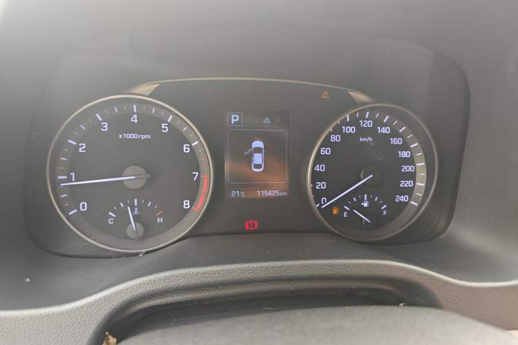 Used Hyundai Elantra (6th Generation / Lingdong) 2016 1.6L Automatic ZhiXuan · Youth Edition Instrument Cluster