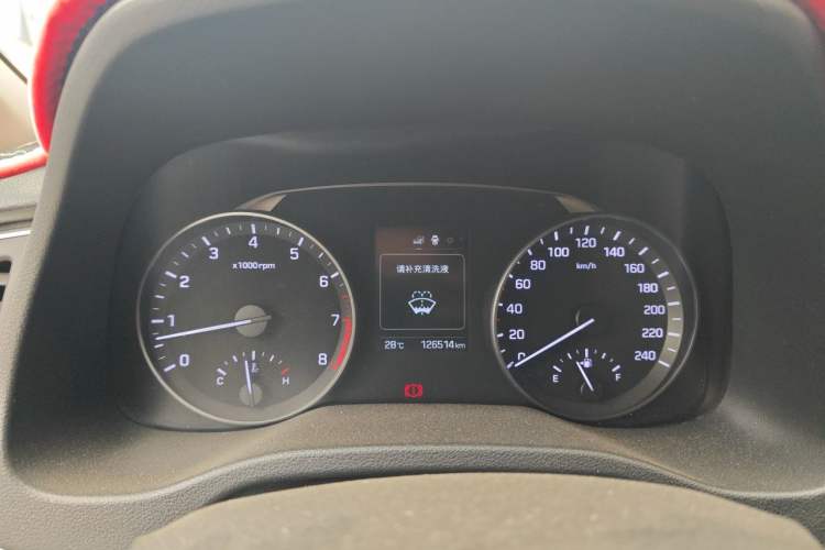 Used Hyundai Elantra (6th Generation / Lingdong) 2016 1.6L Manual ZhiXuan·Youth Edition Instrument Cluster