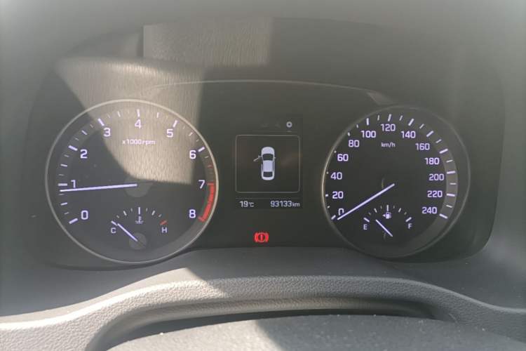 Used Hyundai Elantra (6th Generation / Lingdong) 2016 1.6L Manual ZhiXuan · Dynamic Model Instrument Cluster