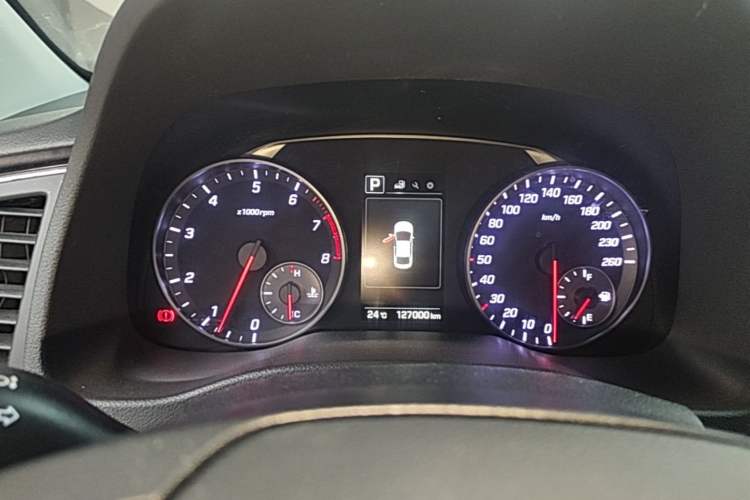 Used Hyundai Elantra (6th Generation / Lingdong) 2016 1.4T Dual-Clutch Xuan Dong · Dynamic Version Instrument Cluster