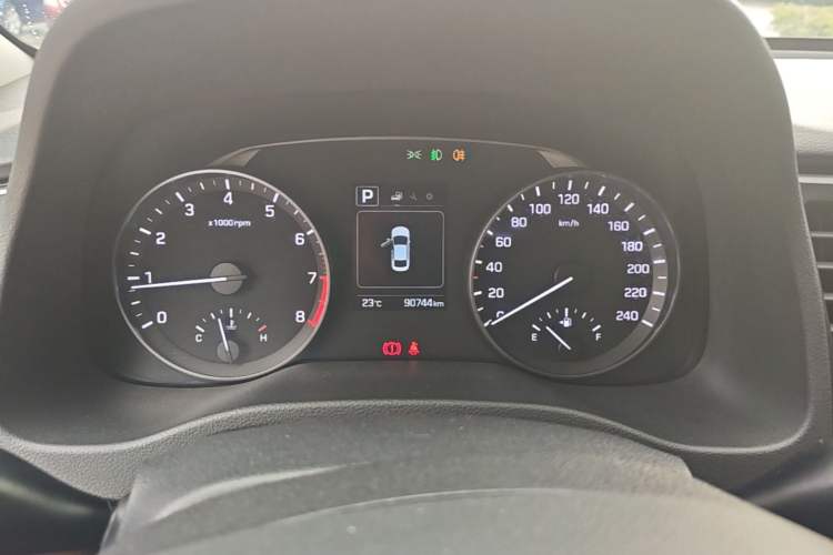 Used Hyundai Elantra (6th Generation / Lingdong) 2016 1.6L Automatic ZhiXuan – Elite Version Instrument Cluster
